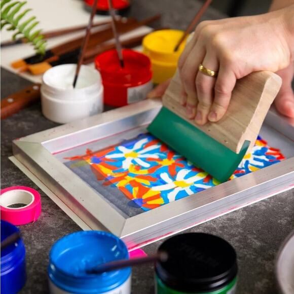 Artful Let's Learn Screen Printing Beginner Screen Printing Art Craft Kit - Picture 6 of 7